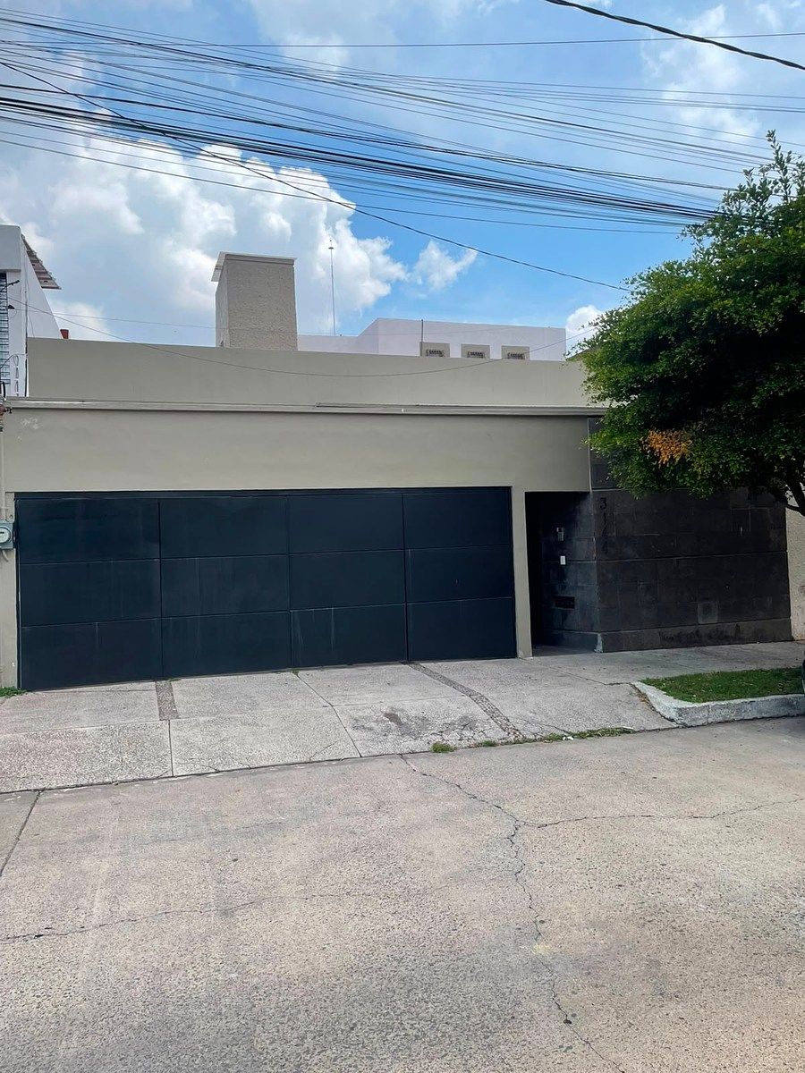 Casa de una planta. Remodelada. Providencia. Cerca de colegios y Acuesucto., foto 1 de 28