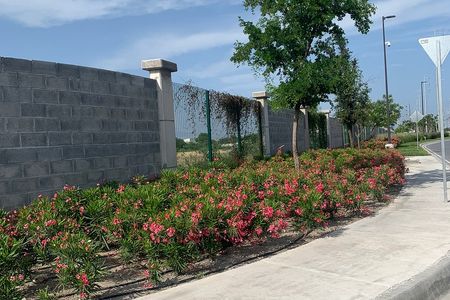 LOTE INDUSTRIAIS À VENDA EM APODACA