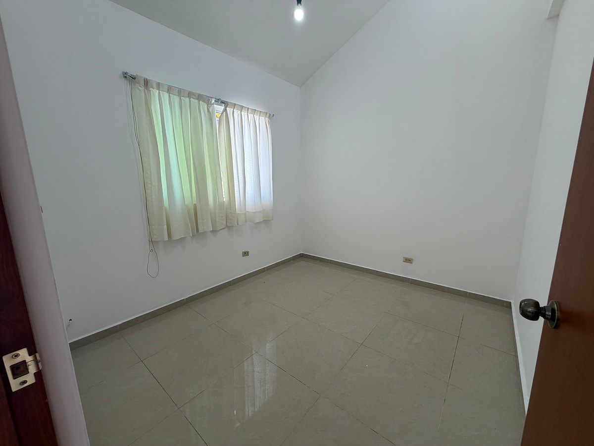 Casa em Hacienda las Trojes, Corregidora, foto 6 de 18