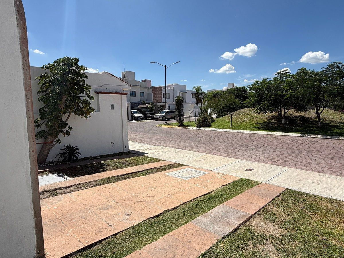 Casa em Hacienda las Trojes, Corregidora, foto 15 de 18