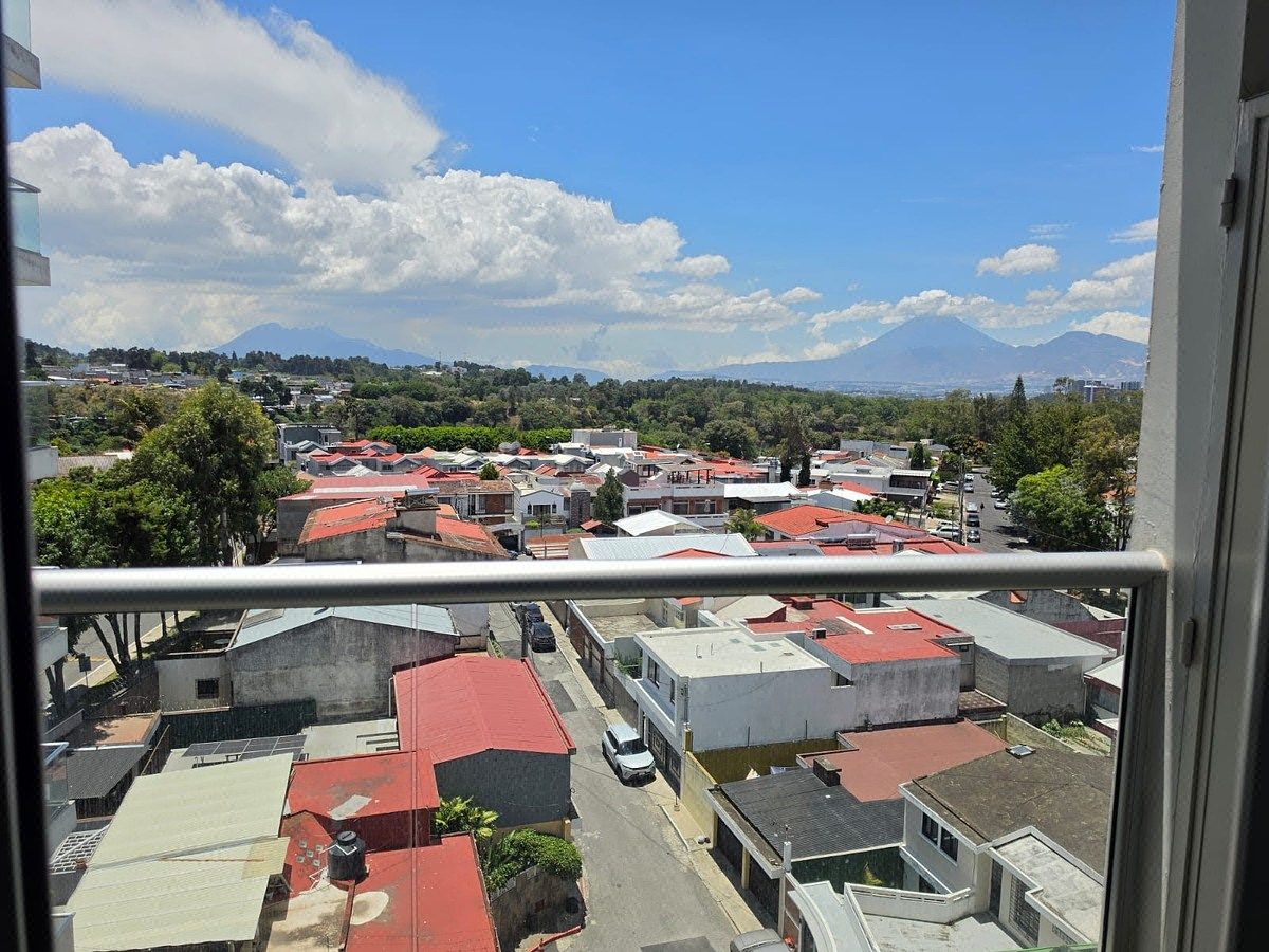 Apartamento en Villa Nueva, foto 5 de 31