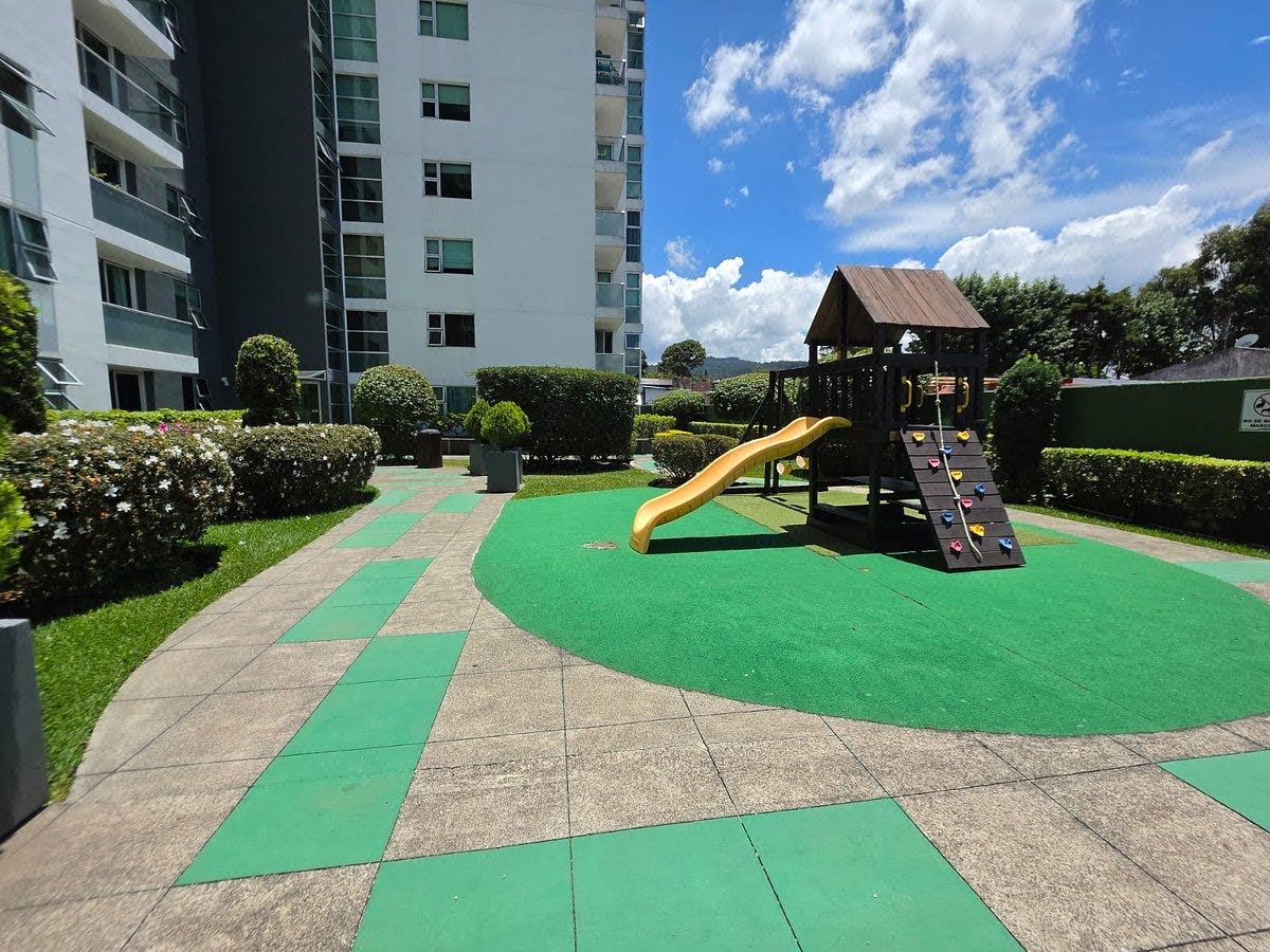 Apartamento en Villa Nueva, foto 28 de 31