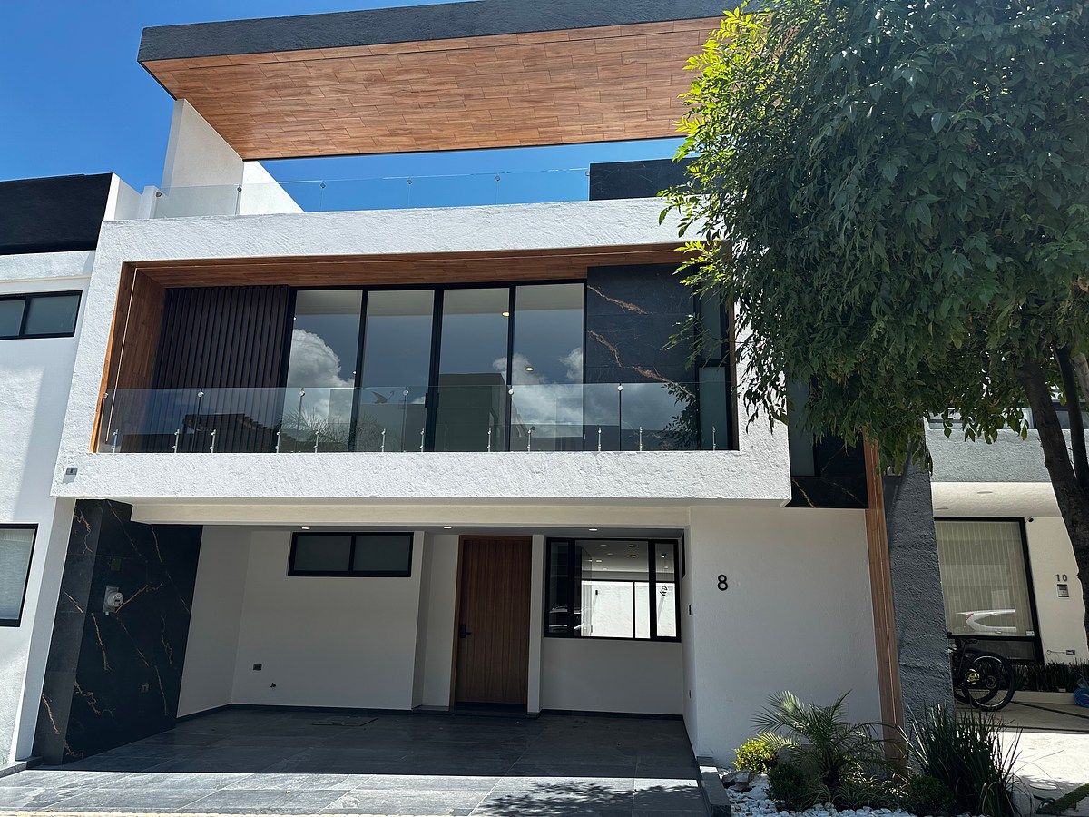 House in Lomas de Angelópolis, San Andrés Cholula, photo 2 of 46
