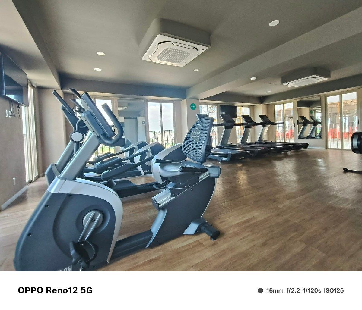 Gym, foto 6 de 22