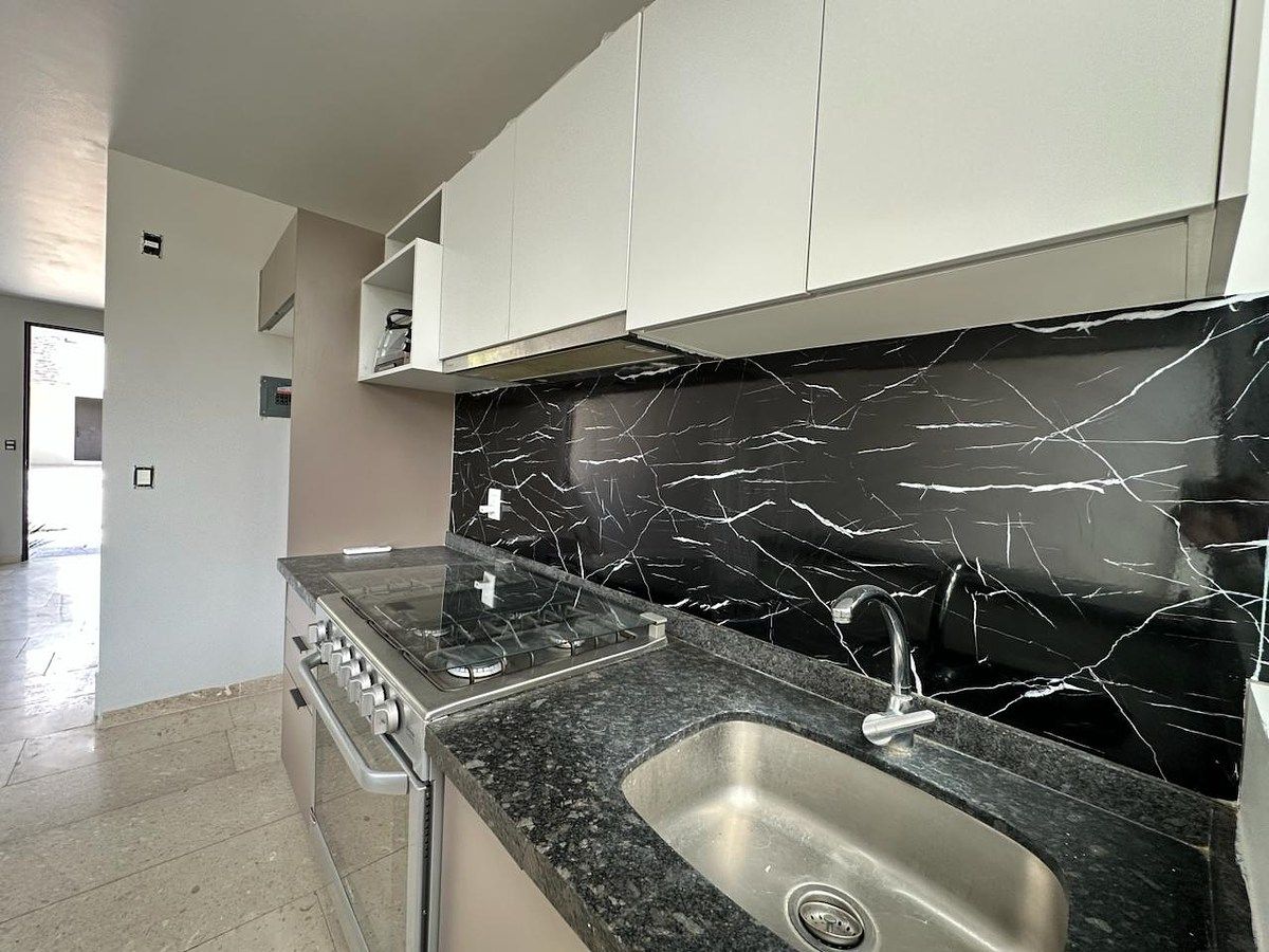 Casa em Capital Norte, Zapopan, foto 16 de 32