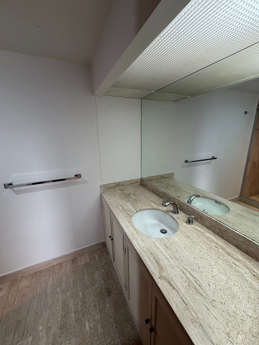 Apartment in Bosques de las Lomas, Cuajimalpa de Morelos, photo 11 of 16