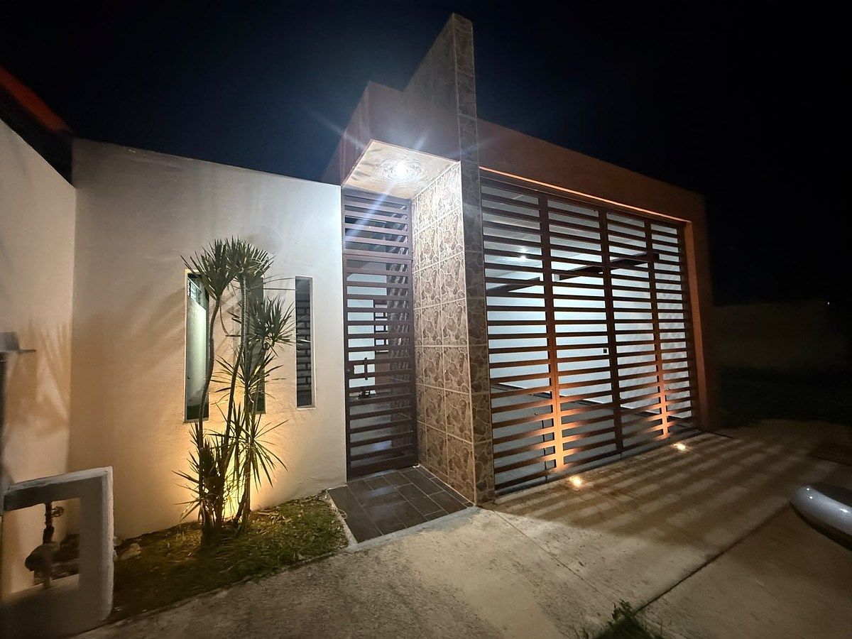 CASA À VENDA, 2 QUARTOS, TÉRREO CAUCEL II MERIDA NORTE (NVC-2888), foto 1 de 16