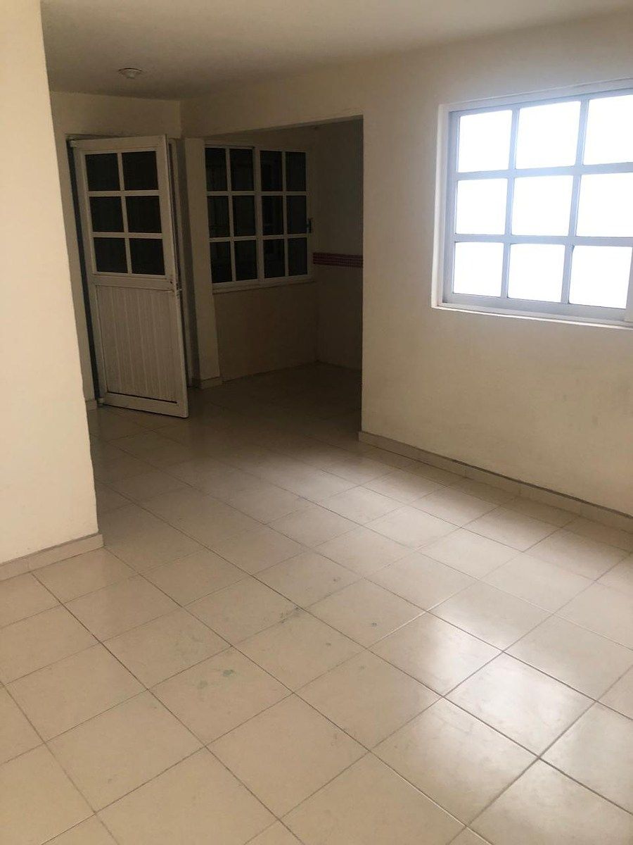 Building in San Juan Alcahuacan, Ecatepec de Morelos, photo 5 of 15