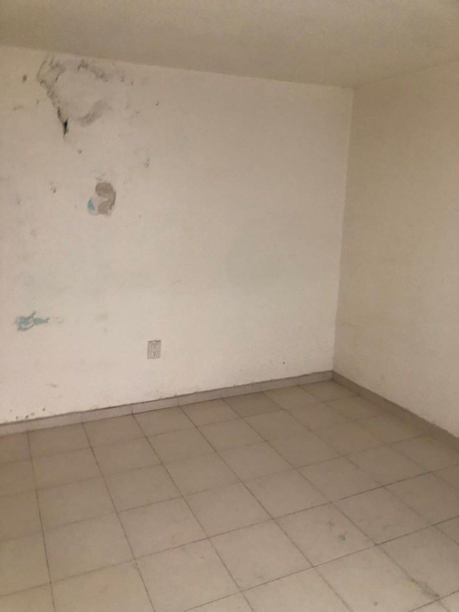 Building in San Juan Alcahuacan, Ecatepec de Morelos, photo 6 of 15