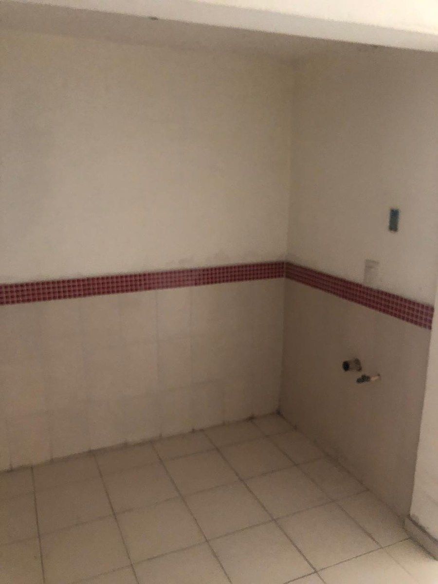Building in San Juan Alcahuacan, Ecatepec de Morelos, photo 10 of 15