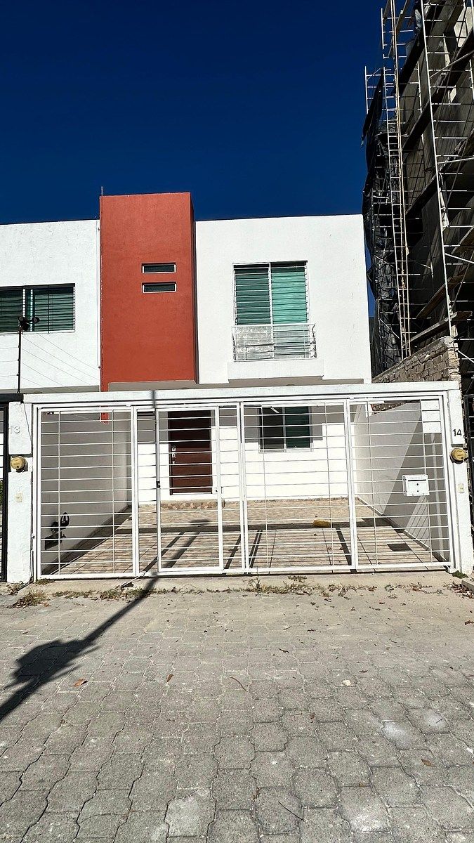Cochera para 2 vehículos, foto 1 de 9