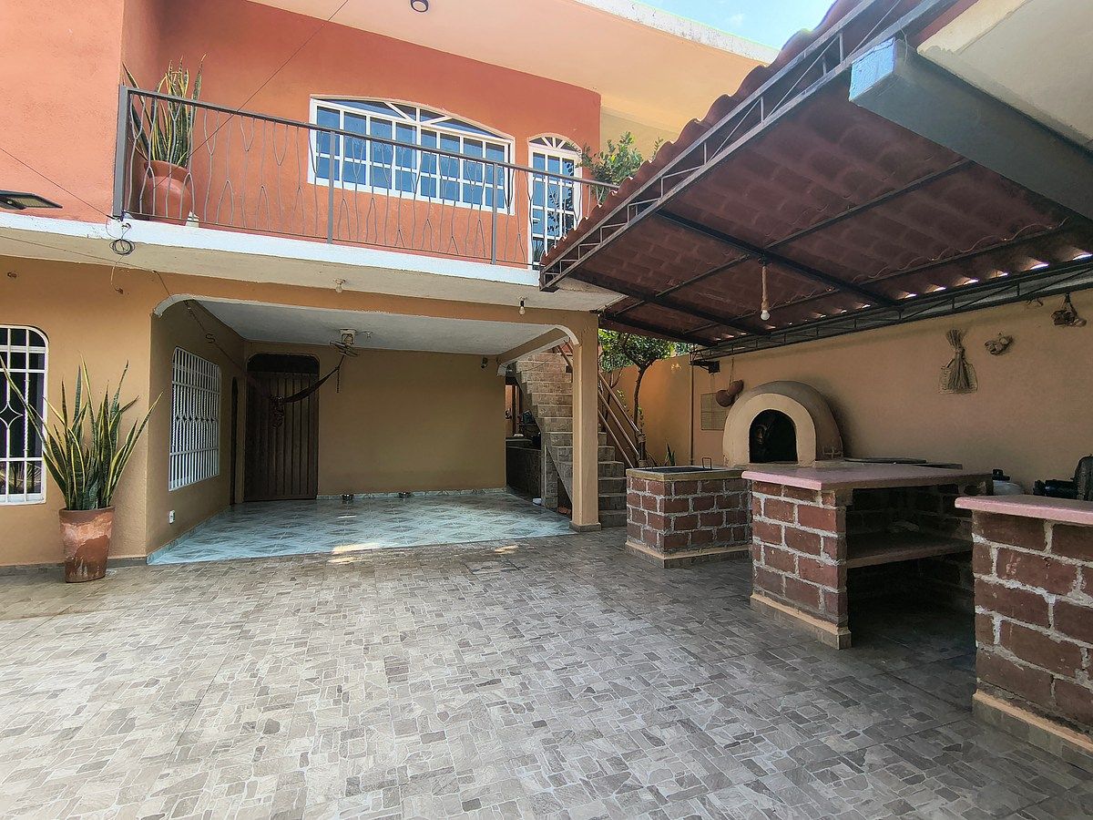 Casa lista para vivirla en San José Ixtapa