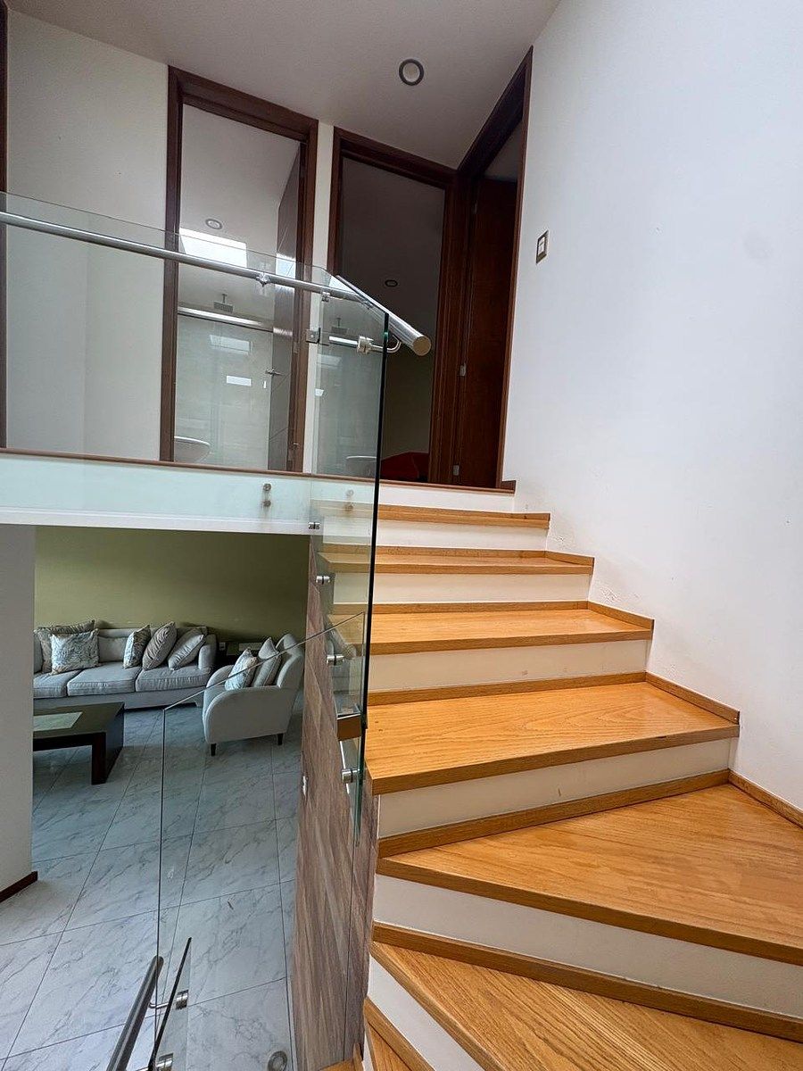 Escaleras, foto 8 de 15