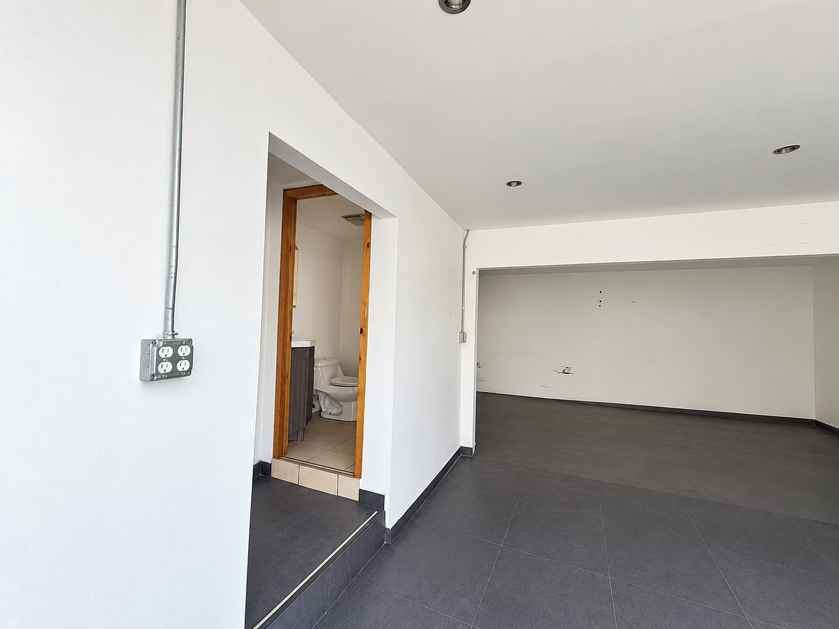 Retail Space in Neidhart, Tijuana, photo 12 of 14