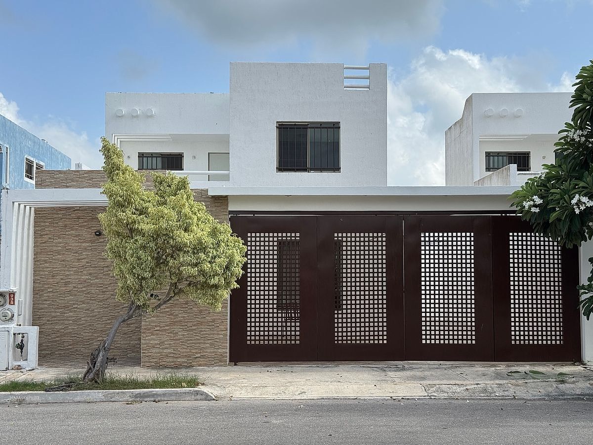 Casa para alugar em Mérida, Fracc. Las Américas. Com Piscina!, foto 1 de 17