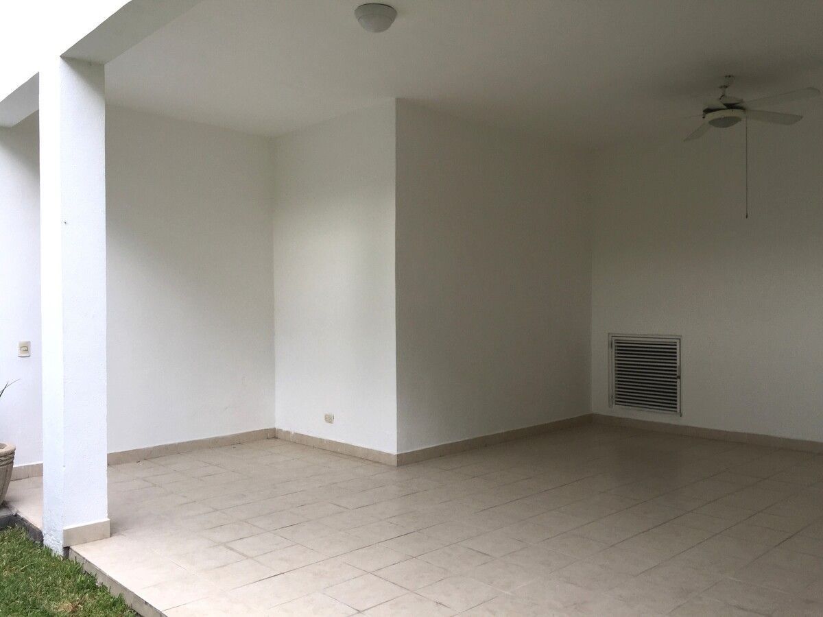Casa en Lomas Del Valle, San Pedro Garza García, foto 3 de 11