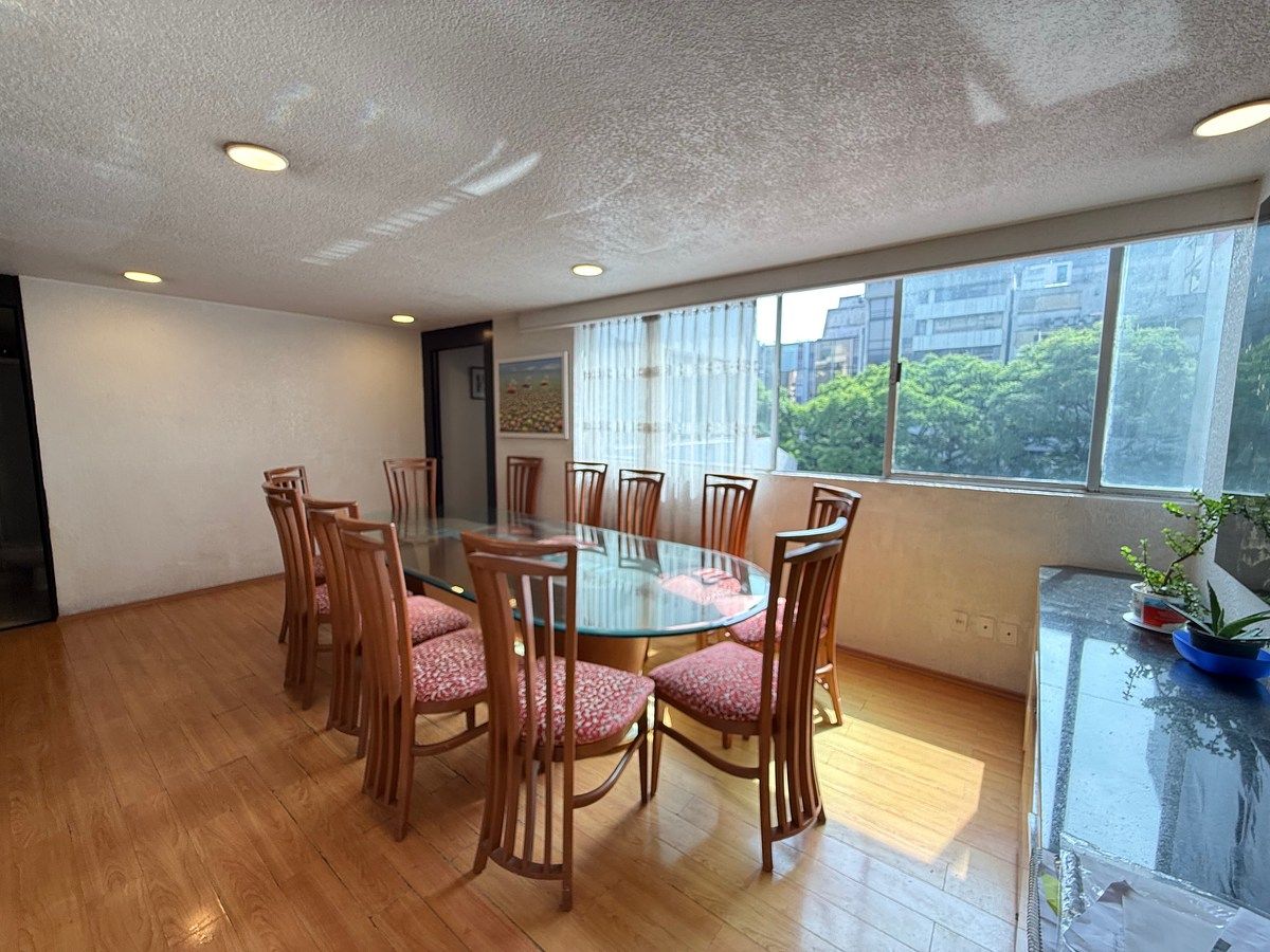 Apartment for sale in Polanco, Emerson, opportunity to remodel, photo 1 of 17