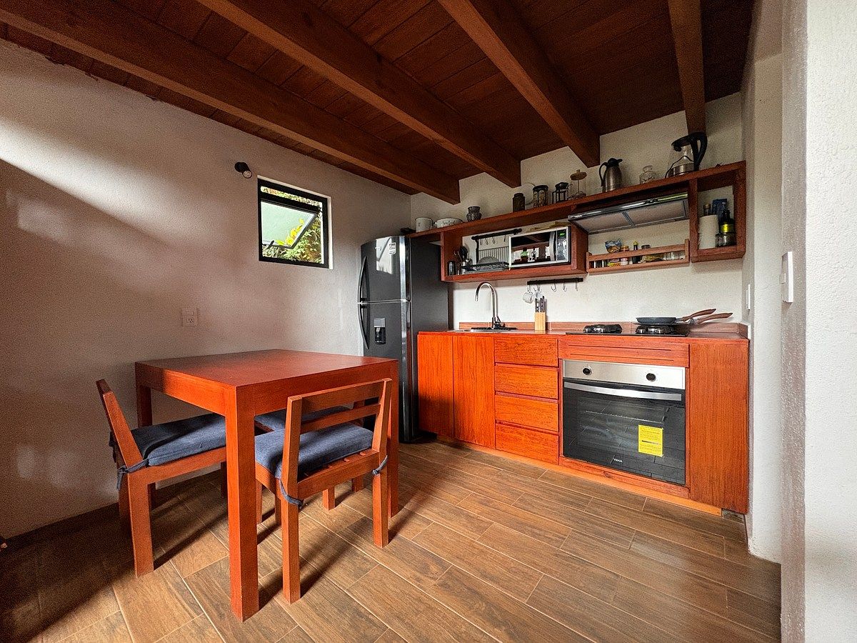 House in Otumba, Valle de Bravo, photo 3 of 9