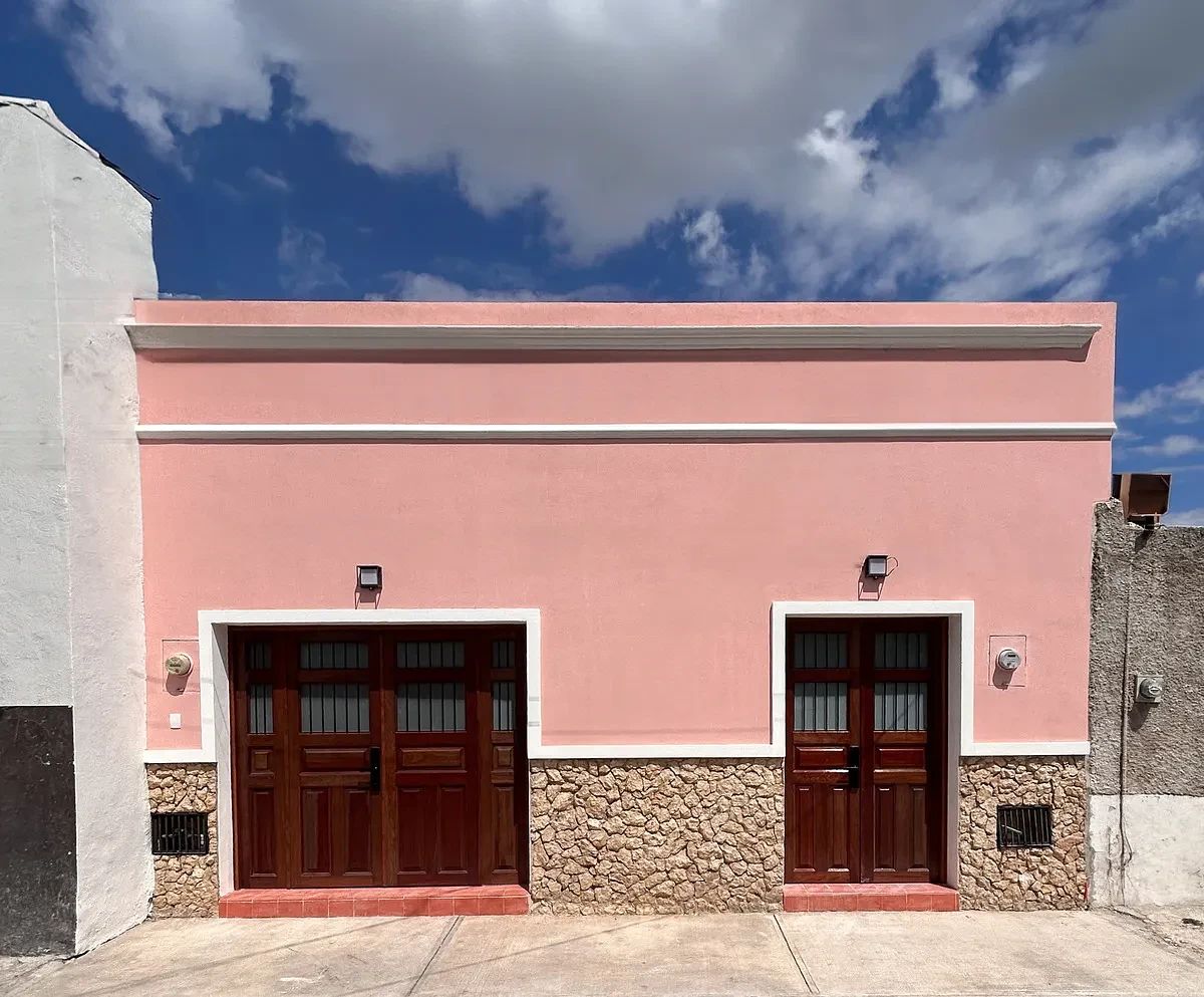 HOUSE FOR SALE IN MÉRIDA, YUCATÁN | CENTER | LA PLANCHA PARK AREA | 3 BEDROOMS, photo 1 of 15