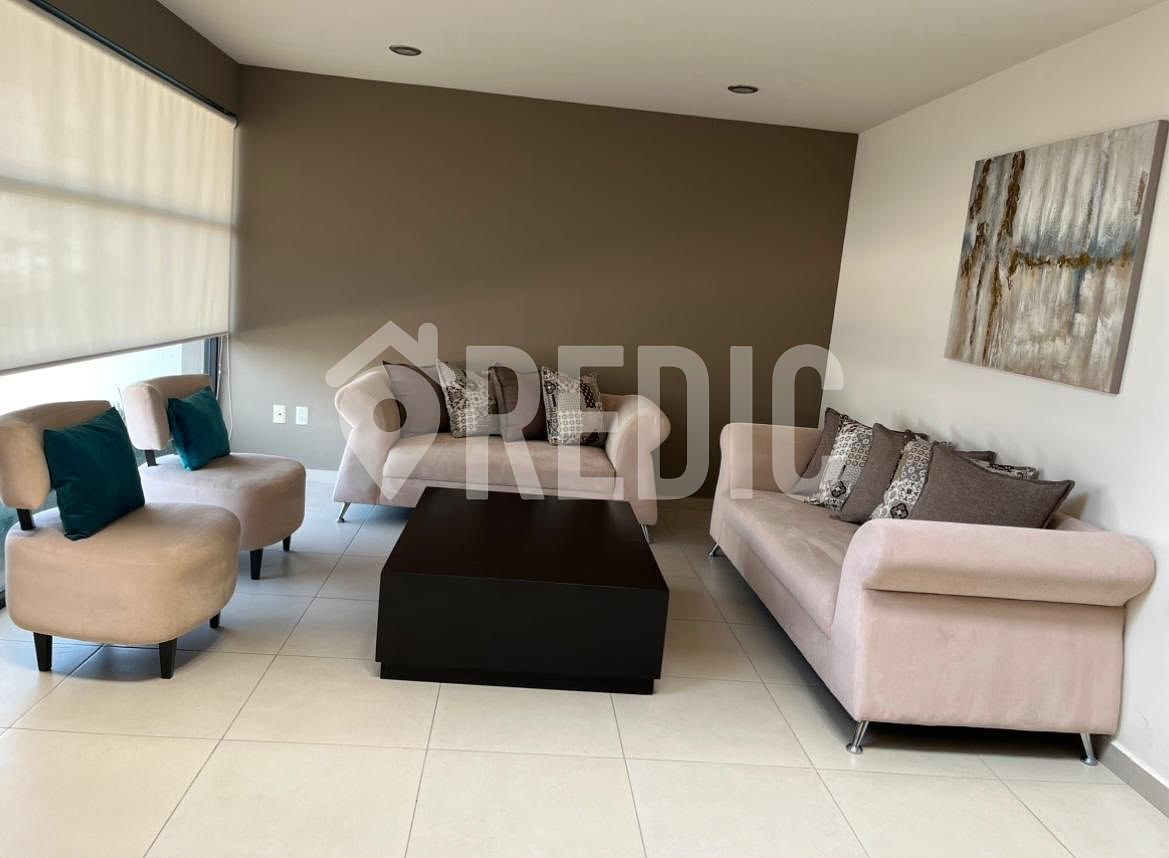 Casa em Juriquilla, Querétaro, foto 3 de 16