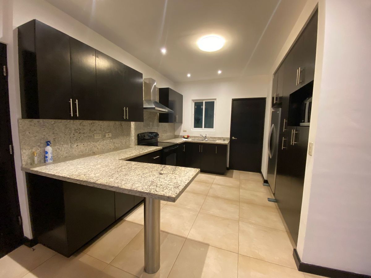 Apartamento em Del Valle Oriente, San Pedro Garza García, foto 3 de 8