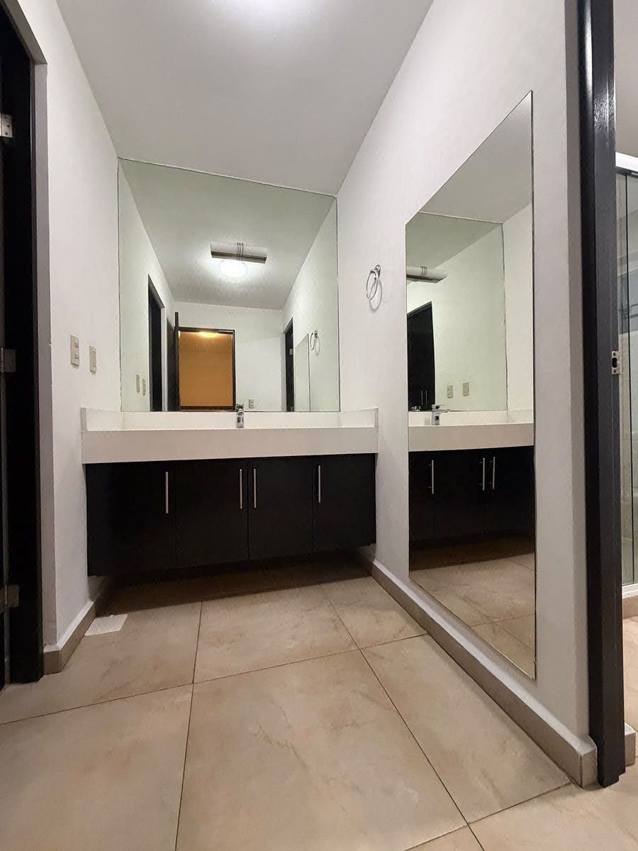 Departamento en Del Valle Oriente, San Pedro Garza García, foto 9 de 10