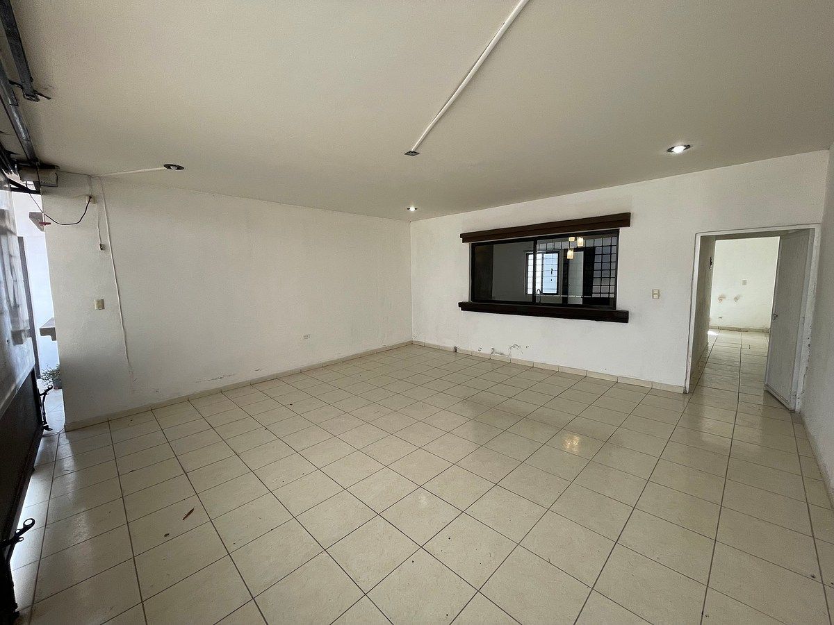 Casa en Colinas del Saltito, Durango, foto 3 de 23