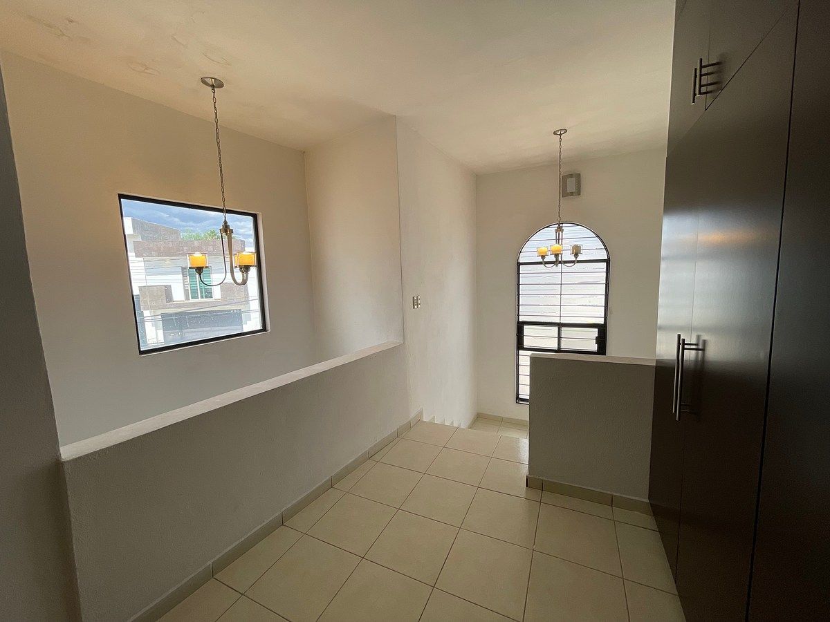 Casa en Colinas del Saltito, Durango, foto 8 de 23