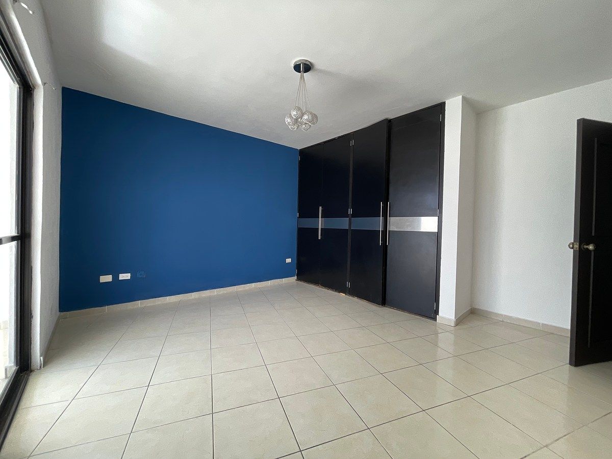 Casa en Colinas del Saltito, Durango, foto 12 de 23