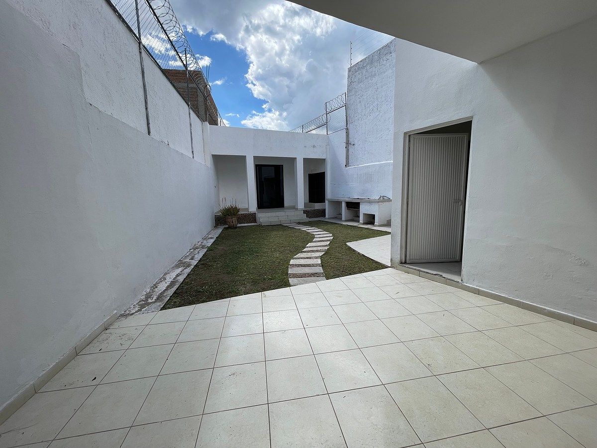 Casa en Colinas del Saltito, Durango, foto 19 de 23