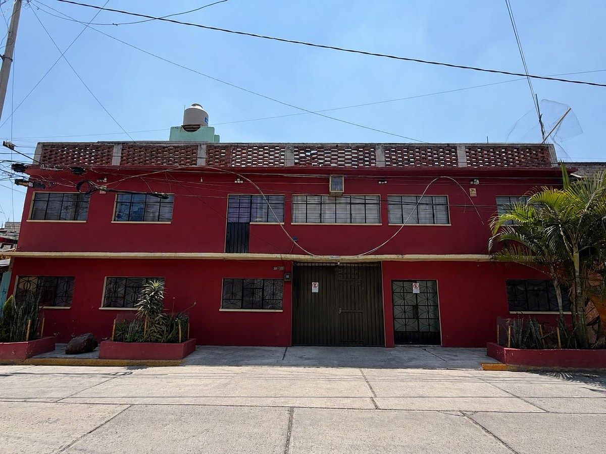 À venda excelente propriedade para investimento de 2 andares, foto 1 de 30