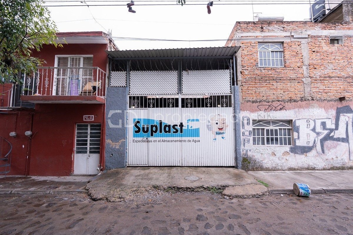 Local comercial en Alfredo Barba, Tlaquepaque, foto 11 de 13