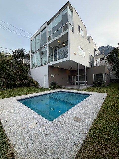 House for Sale Villa Montaña, photo 1 of 10