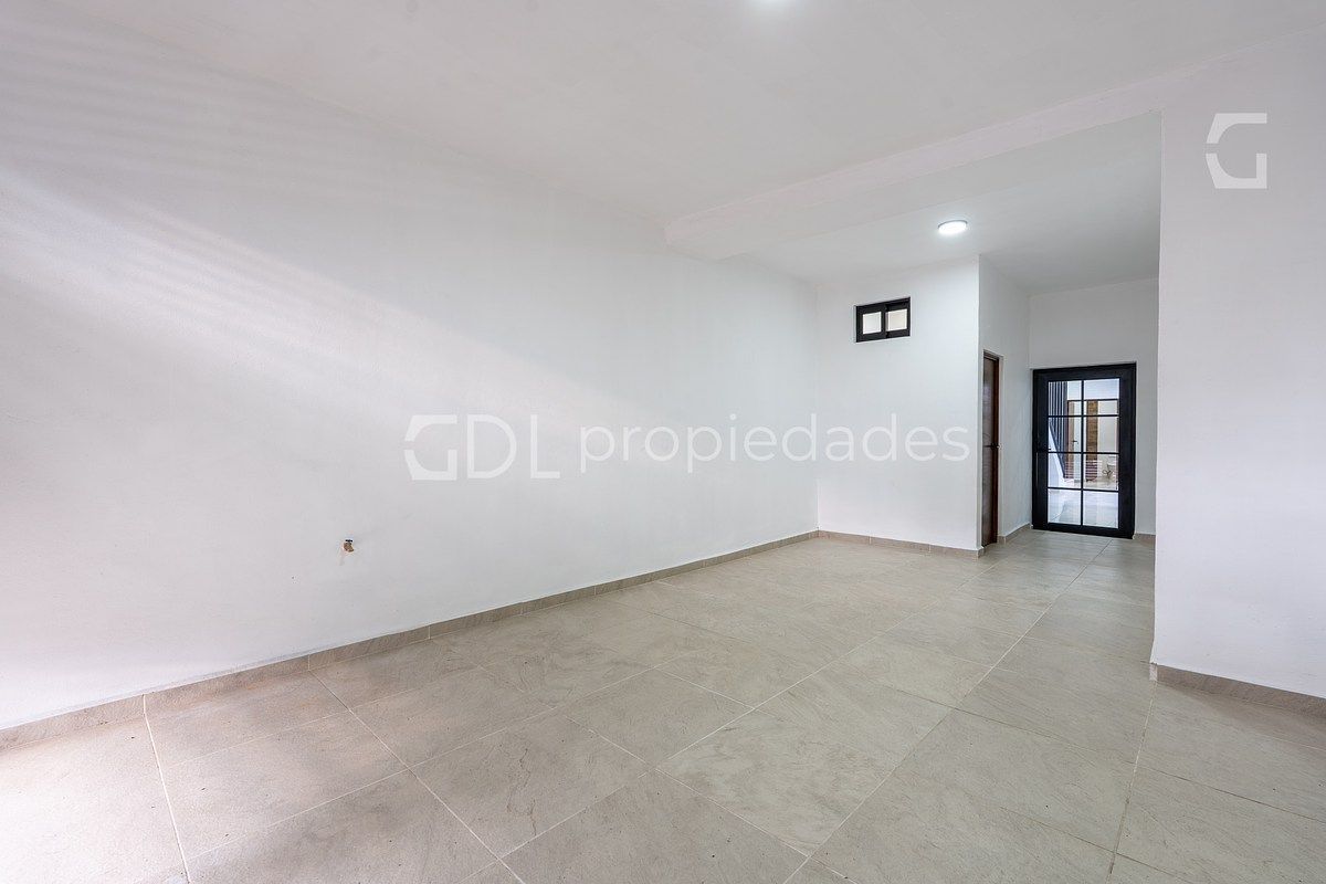 MEDRANO CASA RECIEN REMODELADA EN VENTA - foto 3