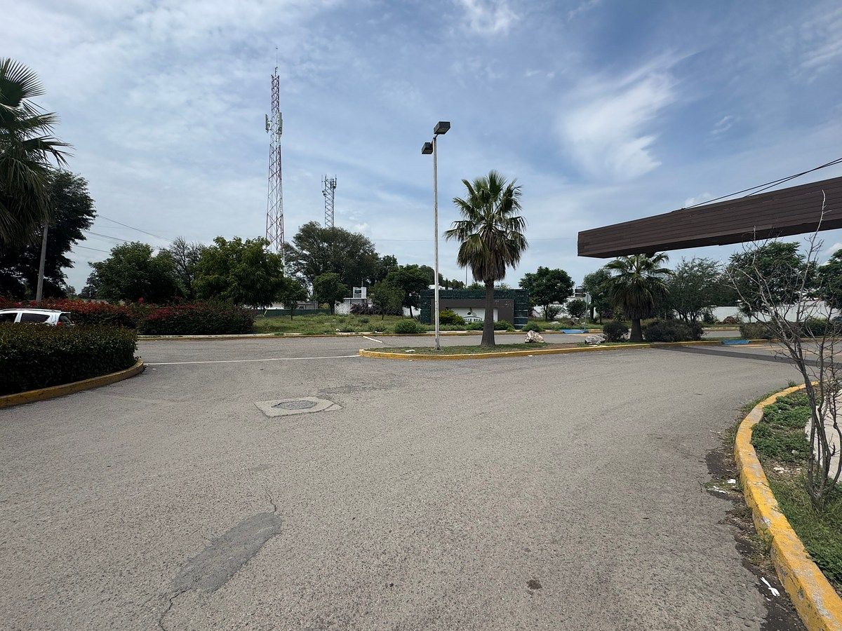 Lote comercial em Valle Real Residencial, San Juan del Río, foto 4 de 10