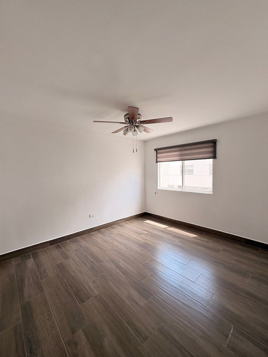 House in Ventanas de La Huasteca, Santa Catarina, photo 15 of 27