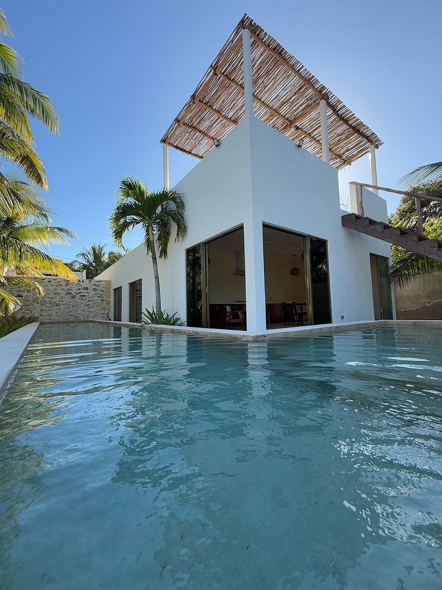 CASA À VENDA EM SAN CRISANTO AO LADO DO MANGUE | 3 QUARTOS, PISCINA E ROOFTOP, foto 1 de 8
