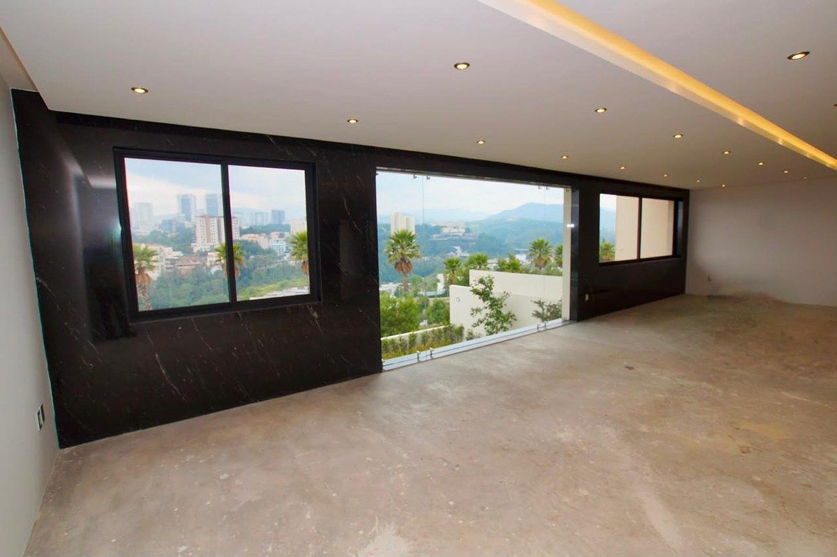 Venta Casa en Bugambilias y Alcatraces en Bosque Real - foto 2