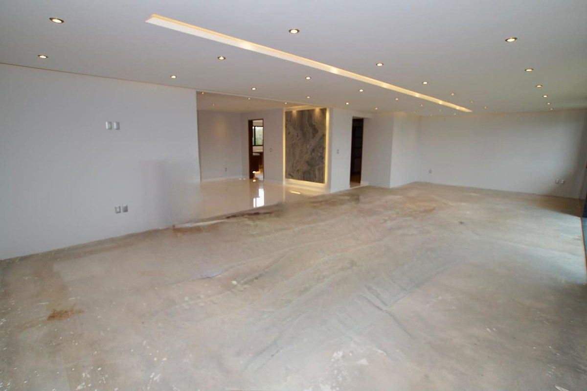 Venta Casa en Bugambilias y Alcatraces en Bosque Real - foto 4