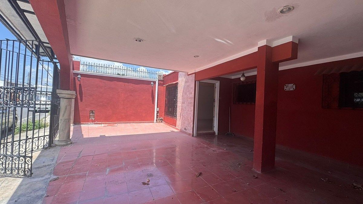 Casa em Los Pinos, Mérida, foto 2 de 17