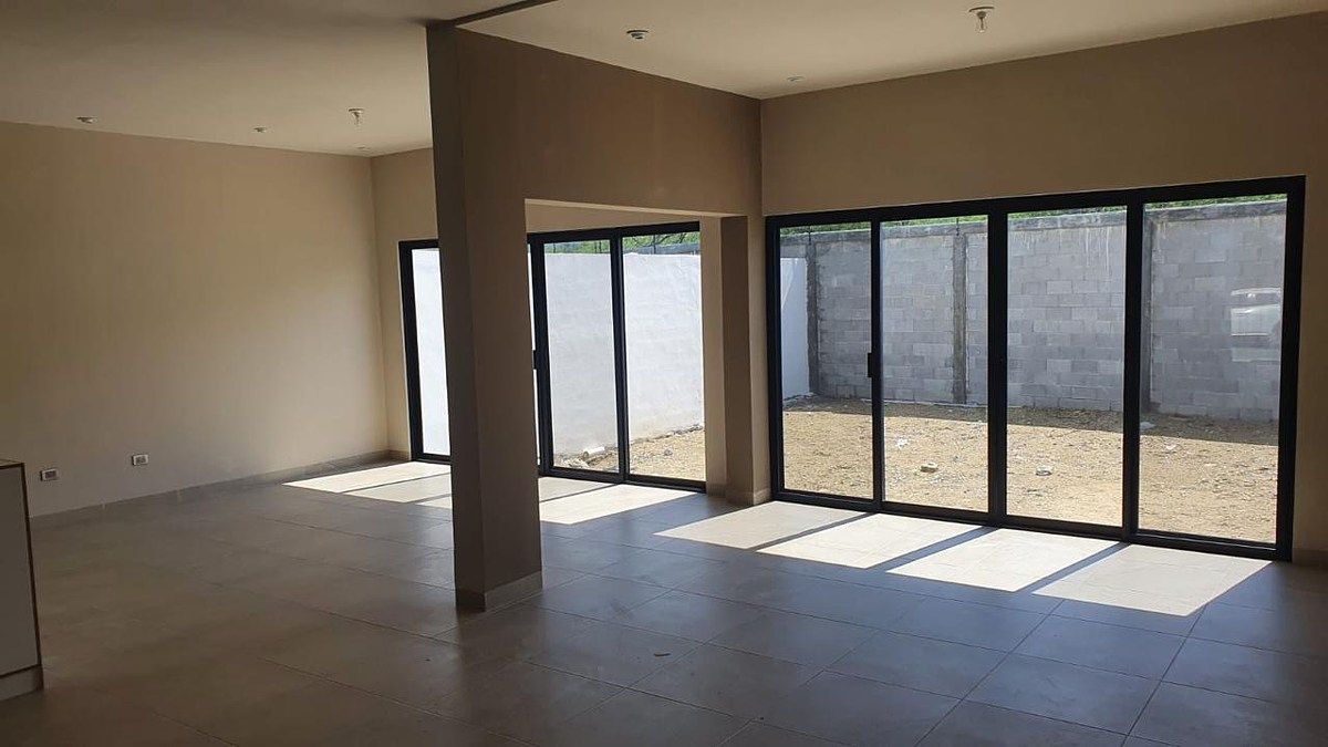 Casa em Amorada Privada Residencial, Santiago, foto 3 de 7