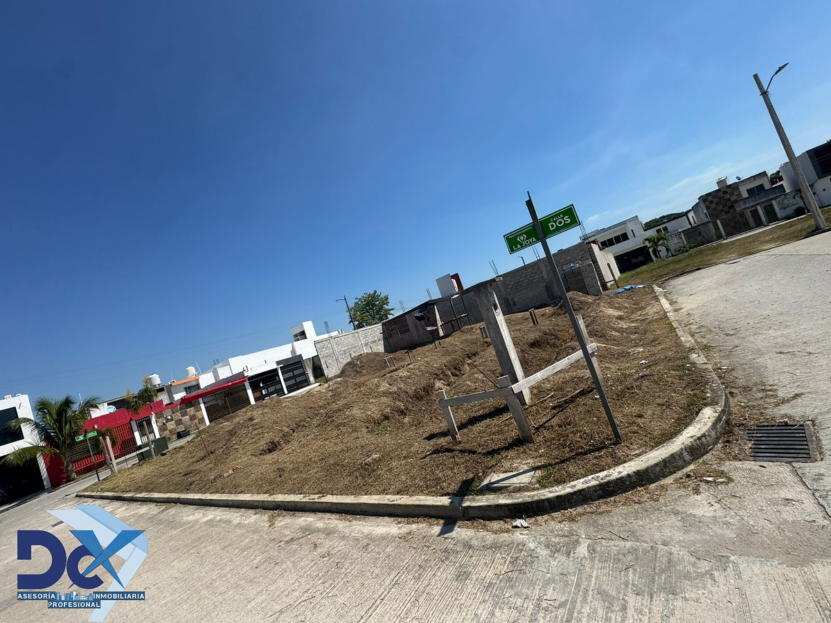 Terreno en Venta Fracc. la Joya Comalcalco