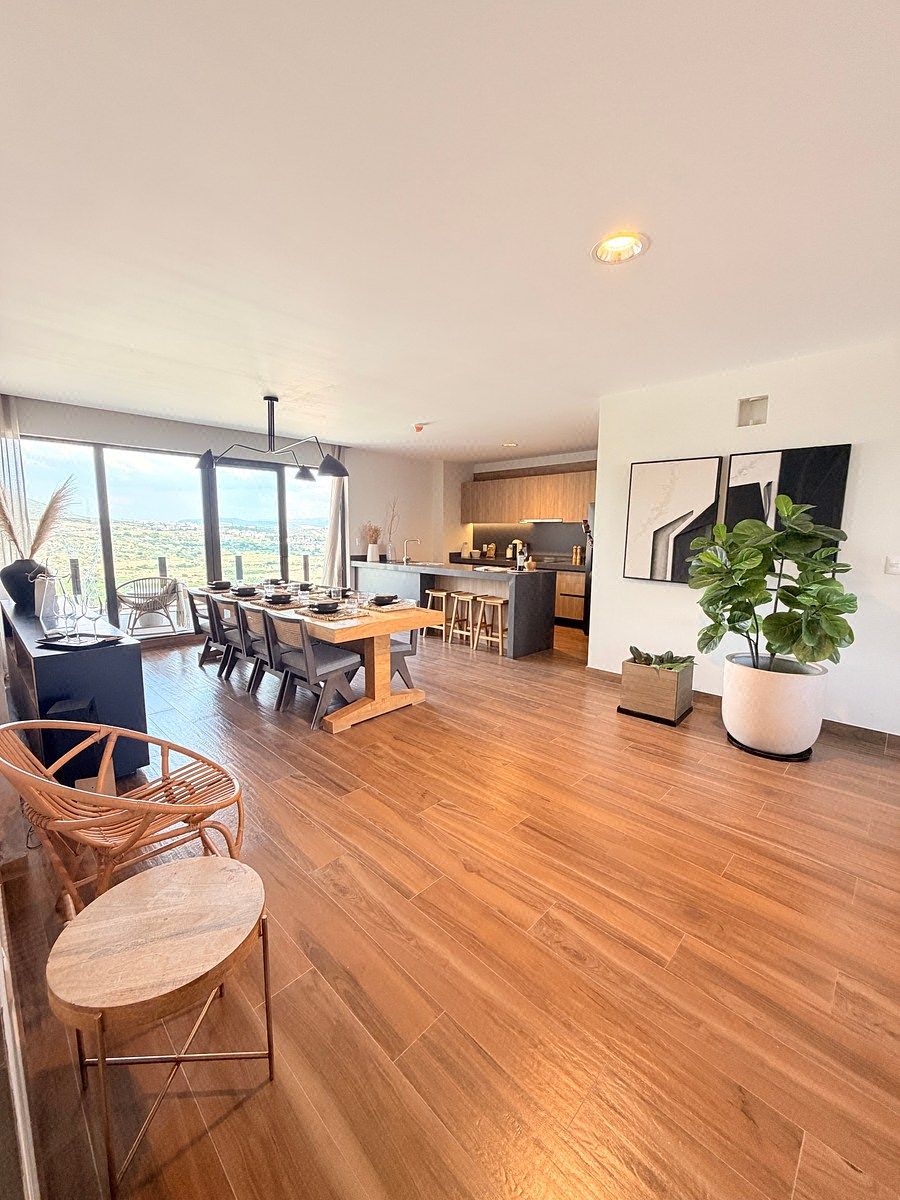 Renta o venta departamento Cumbres del Lago Juriquilla con terraza y vistas