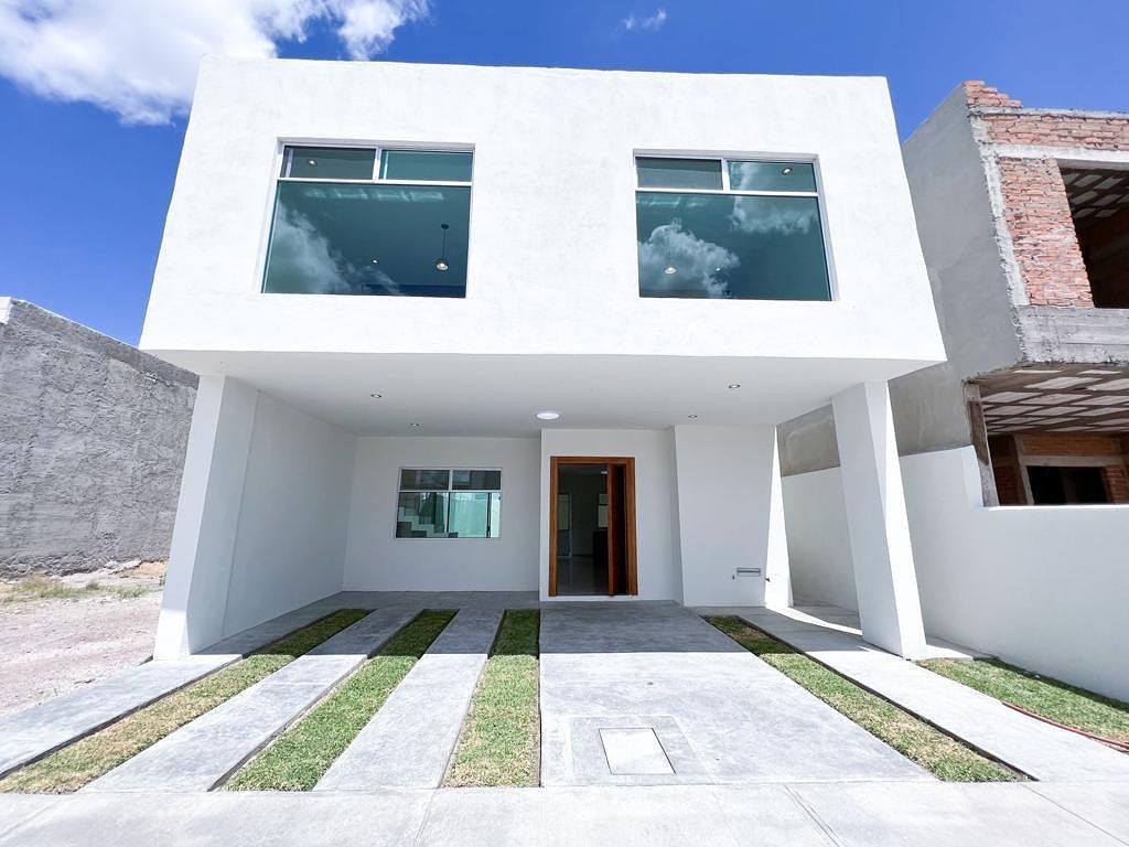 Moderna Casa en Venta en Las Calzadas, foto 1 de 6