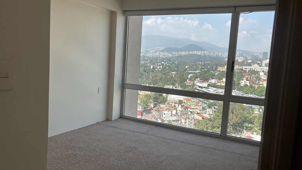 Recamara principal vista, foto 3 de 16