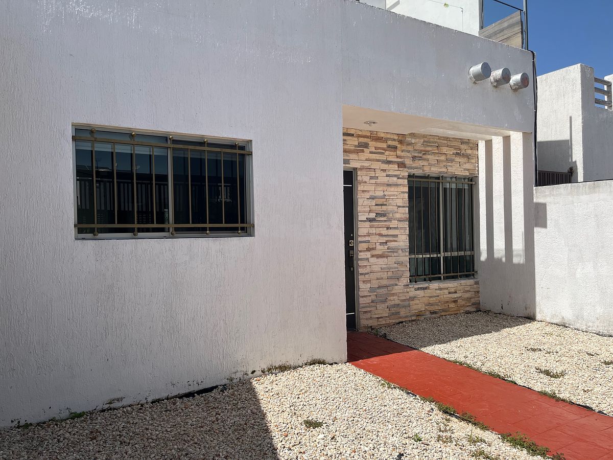 Casa em condomínio fechado em Las Américas II, Mérida, foto 3 de 18