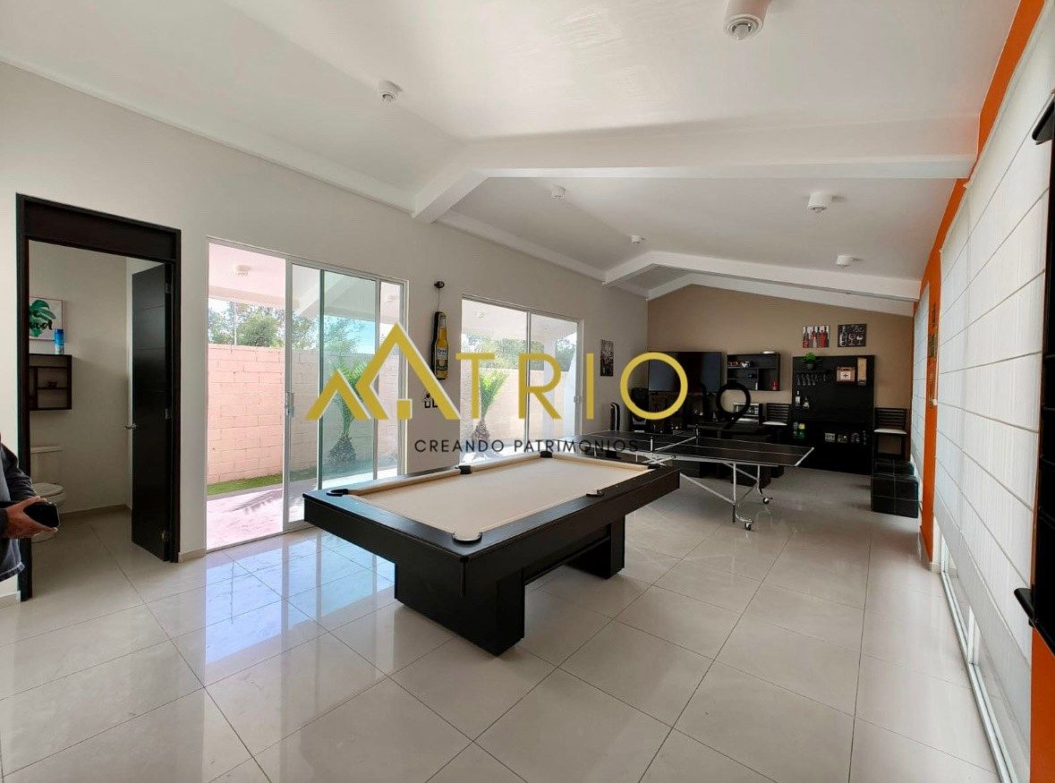 Salón de juegos, foto 2 de 16