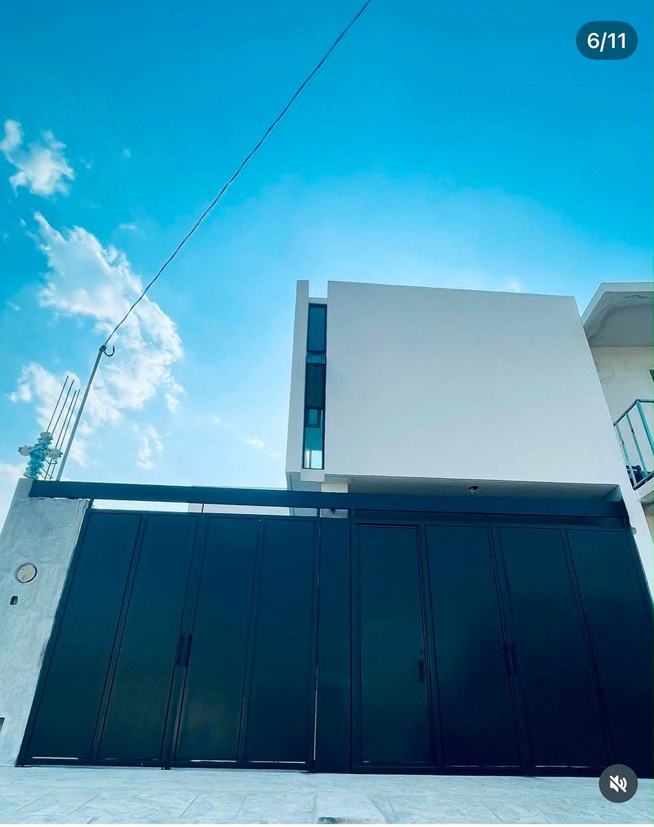 Casa tipo loft à venda na Col. Burócratas, foto 1 de 9