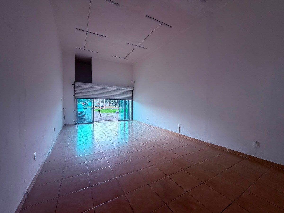 Local comercial en Valle Real, Zapopan, foto 3 de 8