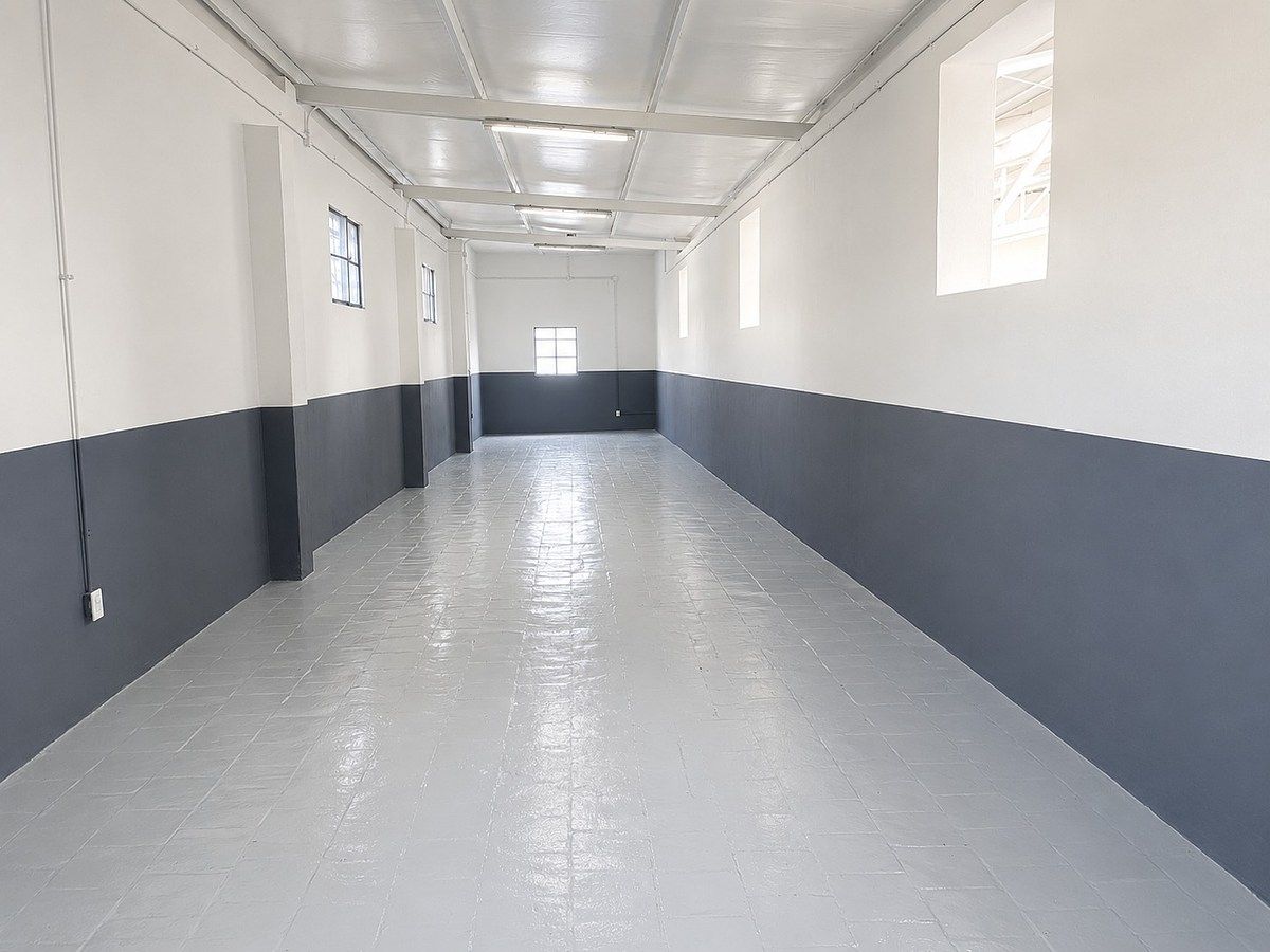 Commercial Storage Unit in El Retiro, Guadalajara, photo 9 of 10